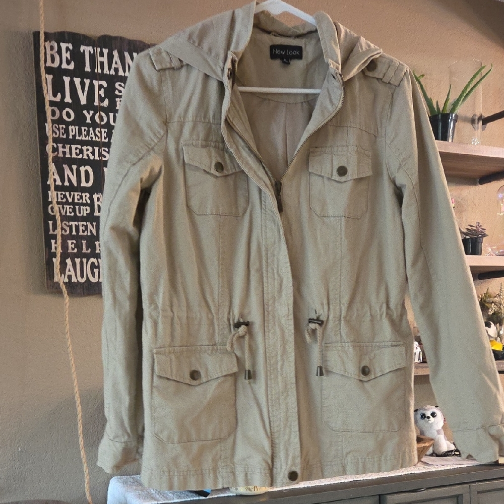 New Look Beige Utility Jacket with Hood Size Medium